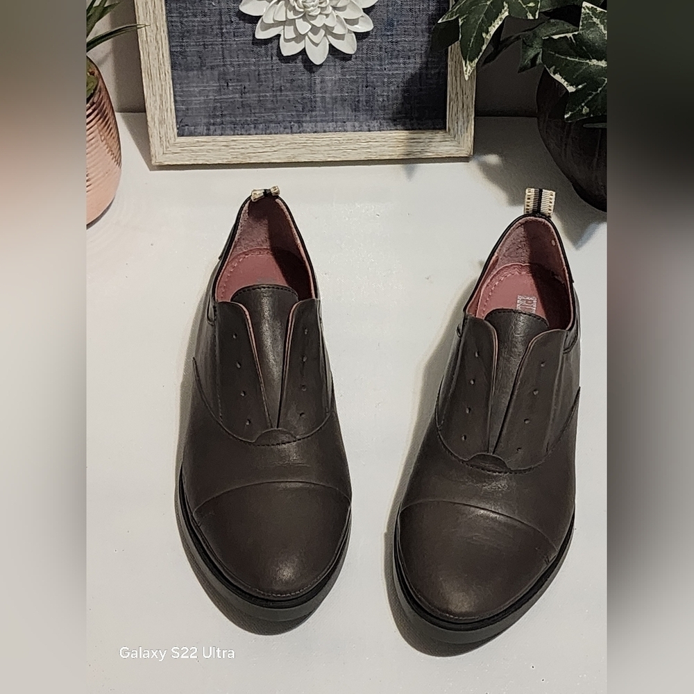 PIKOLINOS Brown Leather Oxfords Classic Design